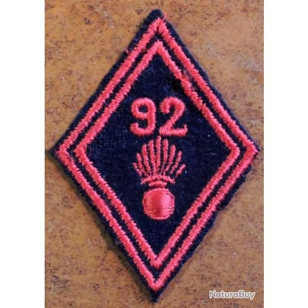 Patch losange mod 45 92 RI ancien (petits trous de mite) pour collection ne pas porter.