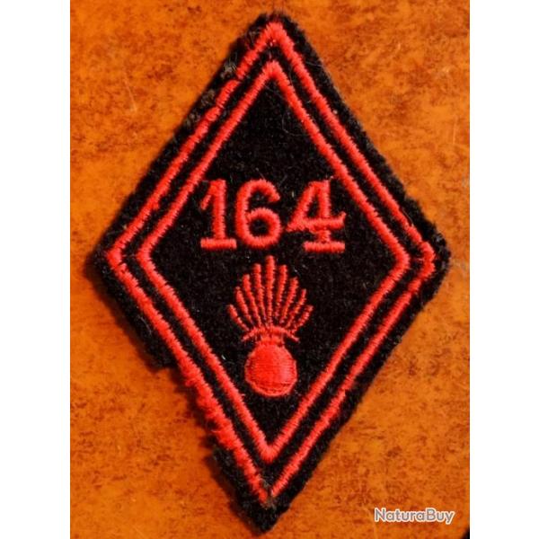 Patch losange mod 45 164 RI ancien (petits trous de mite) pour collection ne pas porter.