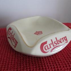 Grand cendrier en faïence Carlsberg 1960