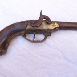 405- lot ancien pistolet règlementaire Mle 1777 a restaurer