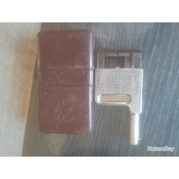 pistolet gaulois mitrailleuse