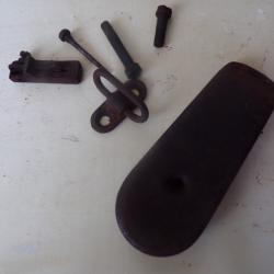 PETIT LOT DE PIÈCES DÉTACHÉES POUR MAUSER K98.