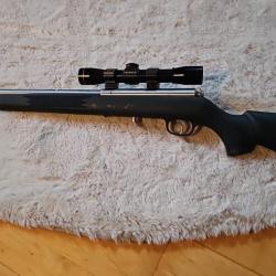 Carabine SAVAGE ARMS model 93 calibre 22 Win Mag + Lunette LEUPOLD