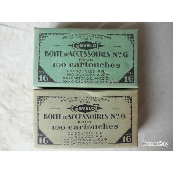 Pour collection ou usage , Lot de 2 botes d'accessoires pour le rechargement en calibre 16.