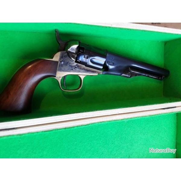 Uberti Colt 1862 police Pocket calibre 36 Blue Charcoal . Trs bon tat. 5,5 pouces.