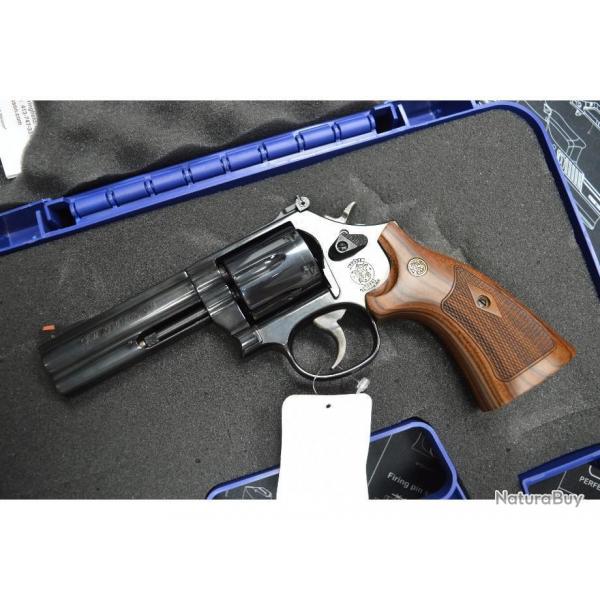 SMITH ET WESSON 586 CLASSIC 4 POUCES 357 MAG NEUF