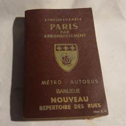 ANCIEN GUIDE DES RUES DE PARIS L'INDISPENSABLE 1975