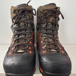 Chaussure de Chasse Crispi Track GTX retour SAV Taille 44