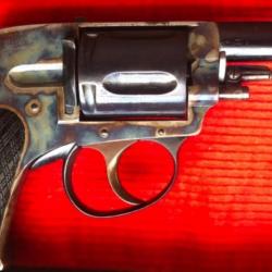 Revolver 8.92 type Le Colonial