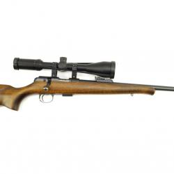 Carabine à verrou CZ 457 22LR avec lunette Hawk