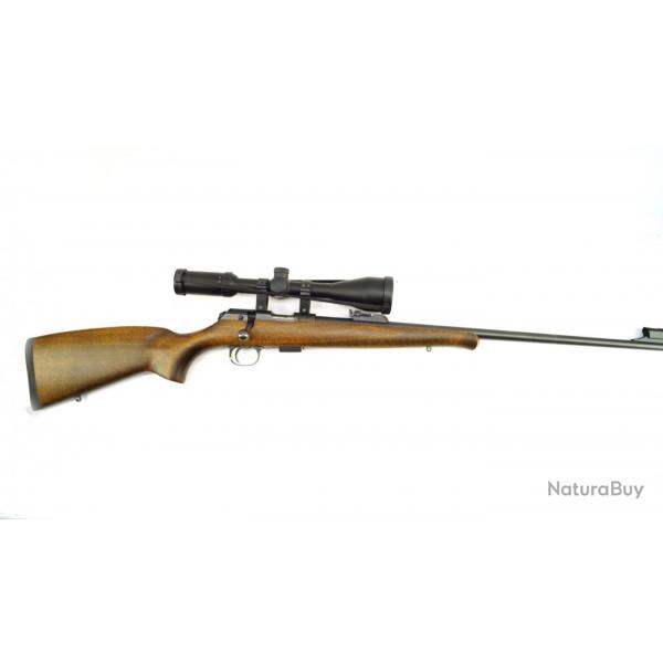 Carabine &agrave; verrou CZ 457 22LR avec lunette Hawk