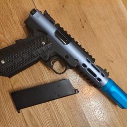 Pistolet airsoft WE tec type 1911 blade runner avec silencieux traçantes