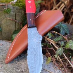 Skinner Couteau de Chasse Damas Lame Acier 256 Couches Manche Bois/Résine Etui Simili Cuir Artisan