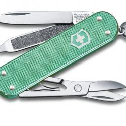 Victorinox 0.6221.221G Classic Alox Colors 58 mm Menthe