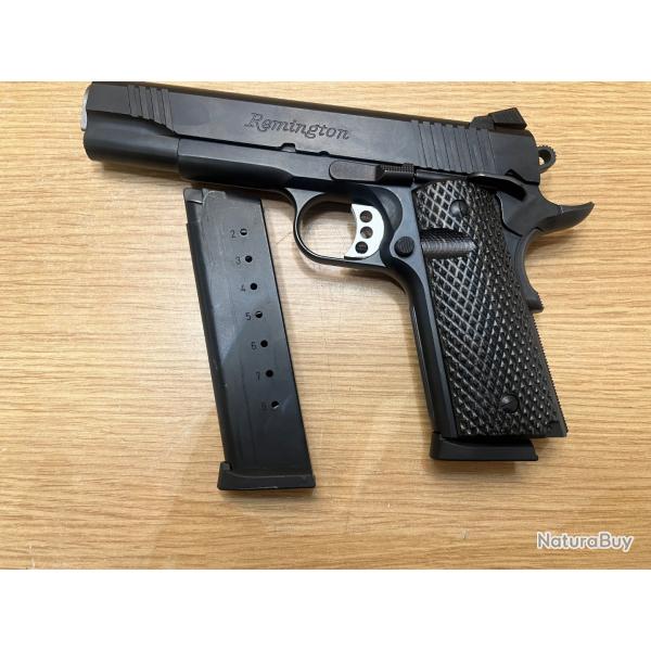 Pistolet REMIGTON 1911 cal 45 auto vendu en mallette, deux chargeurs