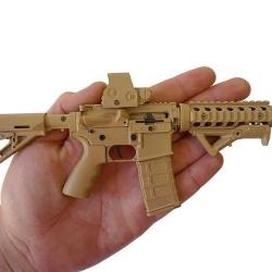 Arme miniature Goatgun Echelle 1:3 AR15 COYOTE