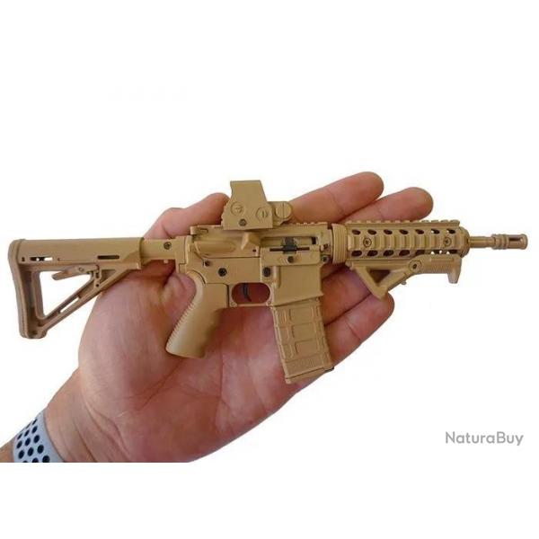 Arme miniature Goatgun Echelle 1:3 AR15 COYOTE