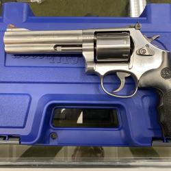 Smith & Wesson 686 Plus 3-5-7