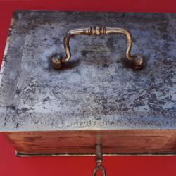 Coffret acier "Coffre fort" petit modèle(Ref #55) avec clé, style Napoléon III