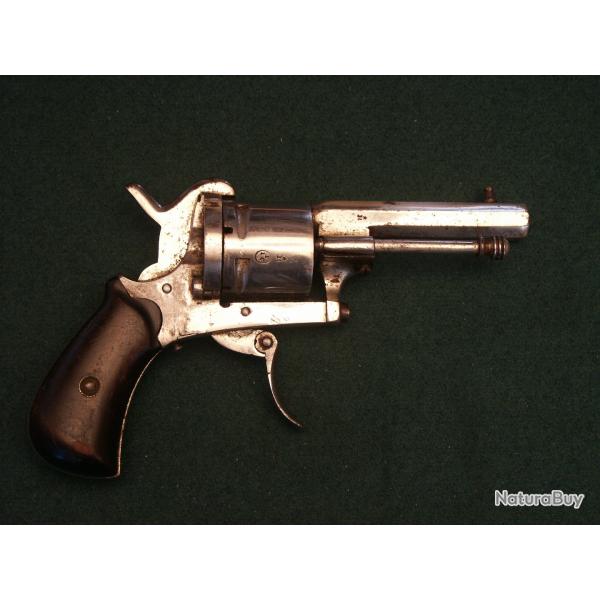 Revolver belge chrom de type Lefaucheux (A621)