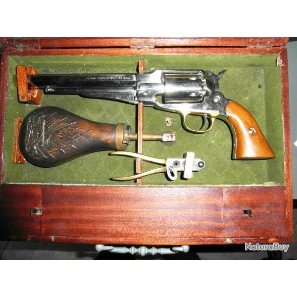 Revolver F.lli Pietta 1858 Remington Nickel calibre 44 +coffret+ accessoires