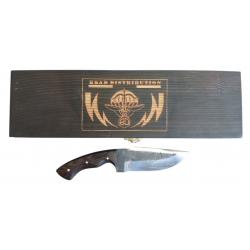 BRAD DISTRIBUTION survie rare Couteau de chasse artisanal modèle 18 . Fabrication forgé à main