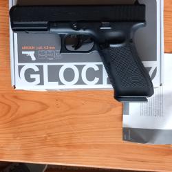 Pistolet Glock 17 gen 5 calibre 4.5 mm plomb co2