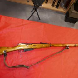 MOSIN NAGANT 1891/30 daté 1942 en 7.62x54R (culasse coudée)