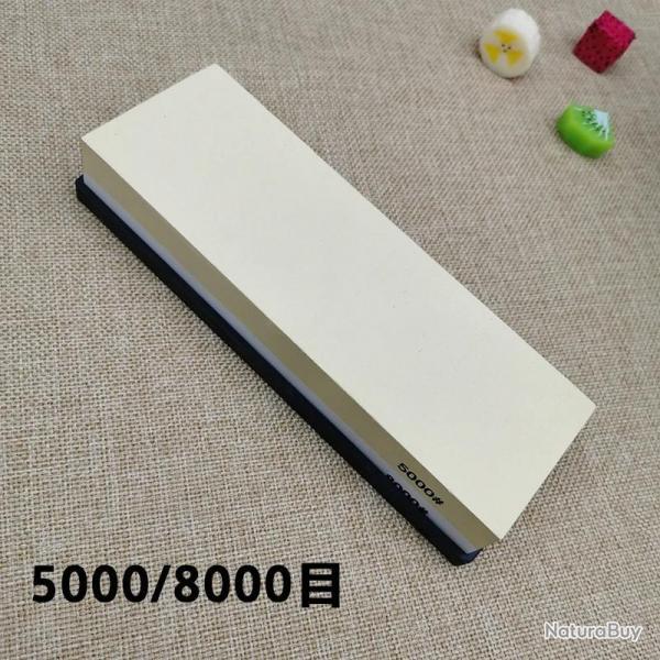 Pierre a Eau a Aiguiser les Couteaux Double Face, Modele: 5000/8000