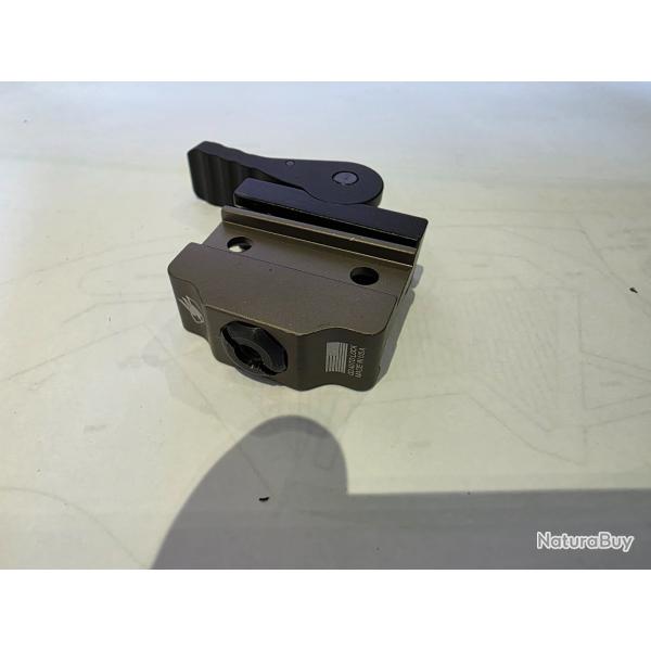 Support ADM-QD pour lampe Surefire type M300/600/etc - couleur DE (neuf)