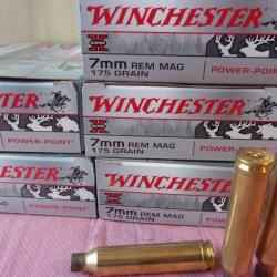 117  douilles calibre   7 Rem   Mag   40  HORNADY  et   77   WINCHESTER