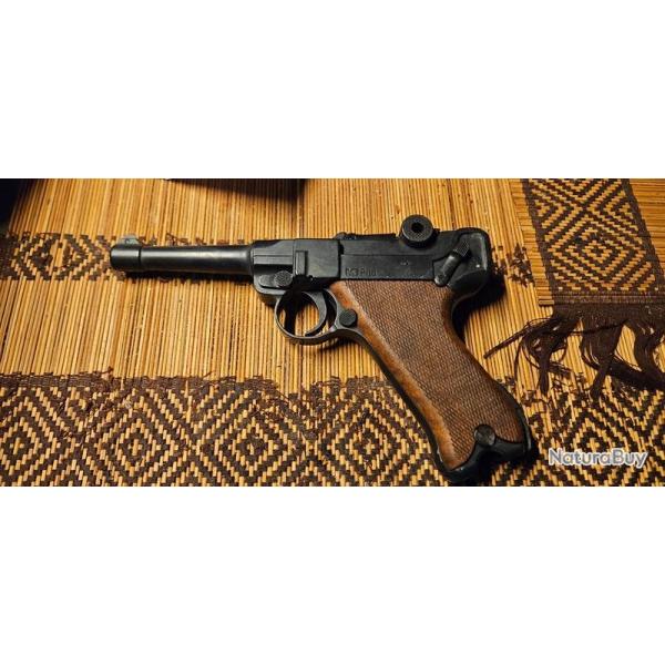 Magnifique reproduction du pistolet Luger P08