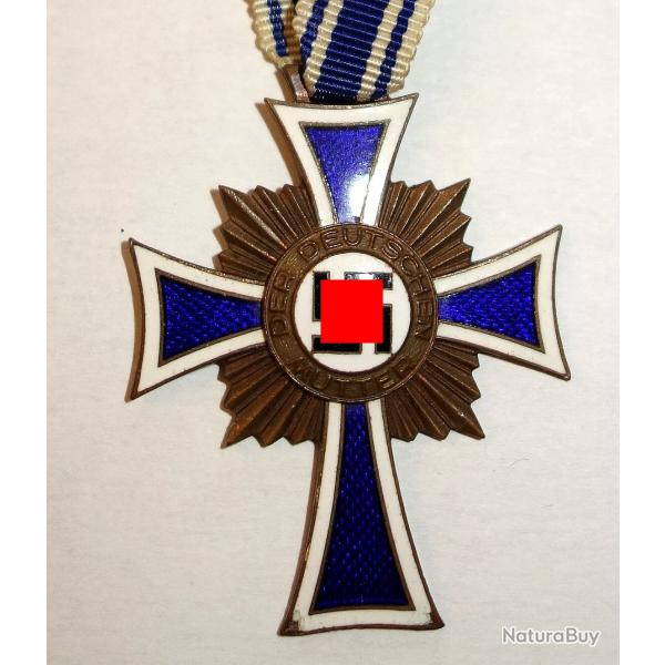 CROIX ALLEMANDE  MUTTERKREUZ  du IIIme REICH.  /9102