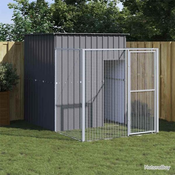 Niche pour chien avec cour anthracite 165x251x181 cm alsavelo