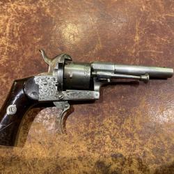 Revolver Type Lefaucheux calibre 7 mm à broche