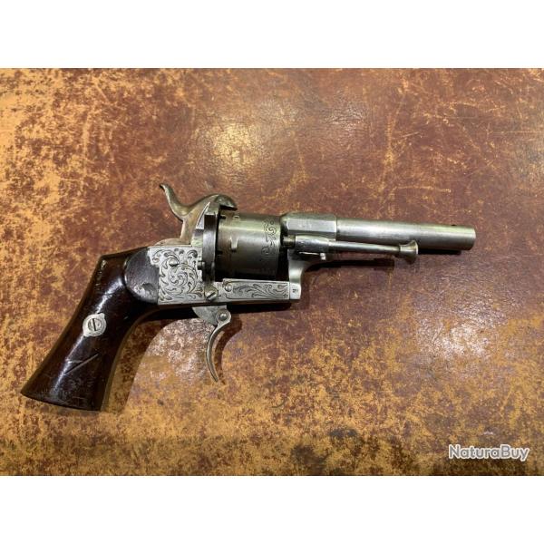 Revolver Type Lefaucheux calibre 7 mm  broche