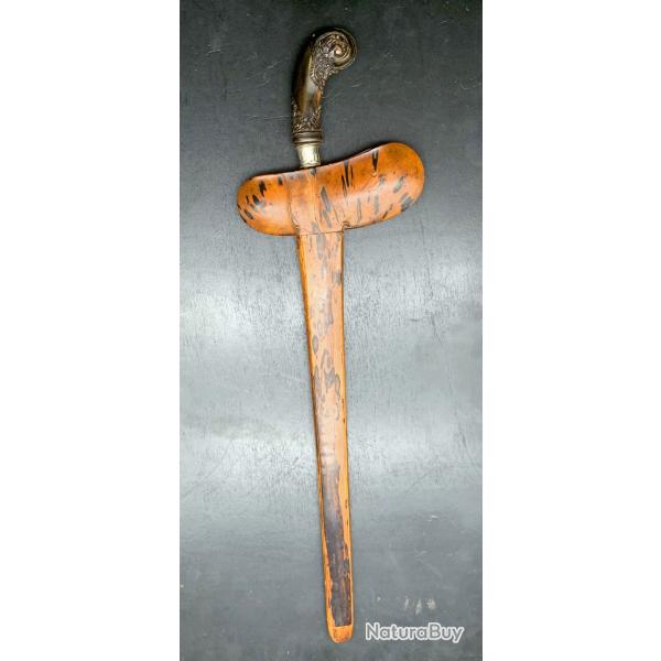 ANCIEN TRES IMPOSANT KERIS / KRISS INDONESIEN, AVEC UNE MAGNIFIQUE LAME, A VOIR