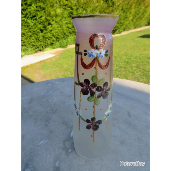 Ancien vase soliflore en verre maill polychrome peint a dcor de fleurs - FRANCE (Vers 1900)