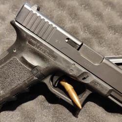 Pistolet Glock 17 Gen.3 - Occasion - 1 chargeur + mallette - PROMO !