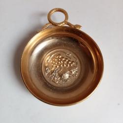 testeur de vin ancien diamètre 7,5 cm en plaqué or