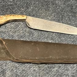 Joli couteau trappeur type patch knife et son étui ramené des USA