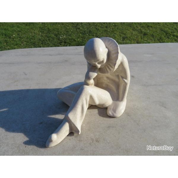 Statuette en faence craquele, "Pierrot" Couleur crme - maux de la Louvire - Belgique(Vers 1930)