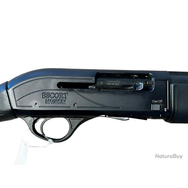 Semi-auto Hatsan "Escort Magnum Synthetique" Cal 12/76, mise  prix 1, sans rserve. Occasion