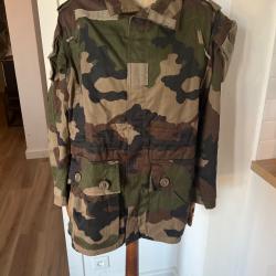 Veste militaire taille89/96xc
