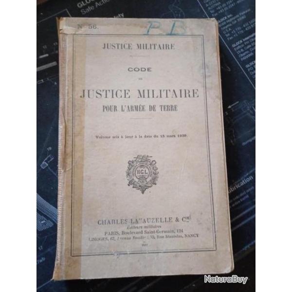 Vends livre code de justice militaire de 1939