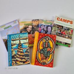 Lot de 4 carnets de chants et 2 carnets de pèlerins journées mondiales de la jeunesse
