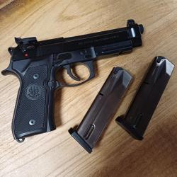 PISTOLET BERETTA 92 FS M9A1
