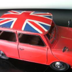 Mini voiture AUSTIN vantage métal