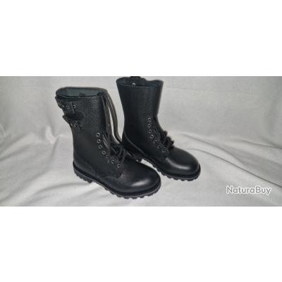 Bottes Rangers Armée Française Iturri - Pointure 44, Cuir Granuleux Noir - Neuves Sans Emballage