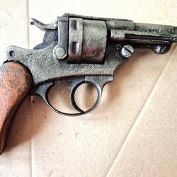 Revolver 1873 à réhabiliter, calibre 11,73 à poudre noire.